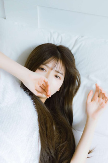 女生下面流出白色粘稠物是因为什么